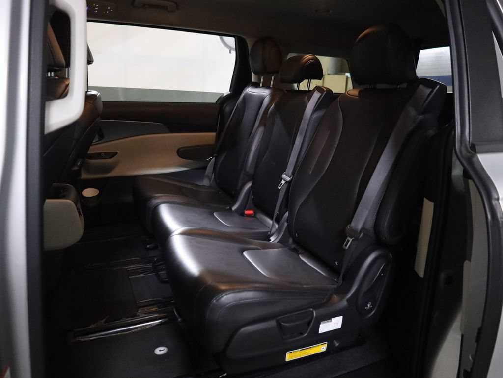 Used 2022 Kia Carnival LX FWD image 51
