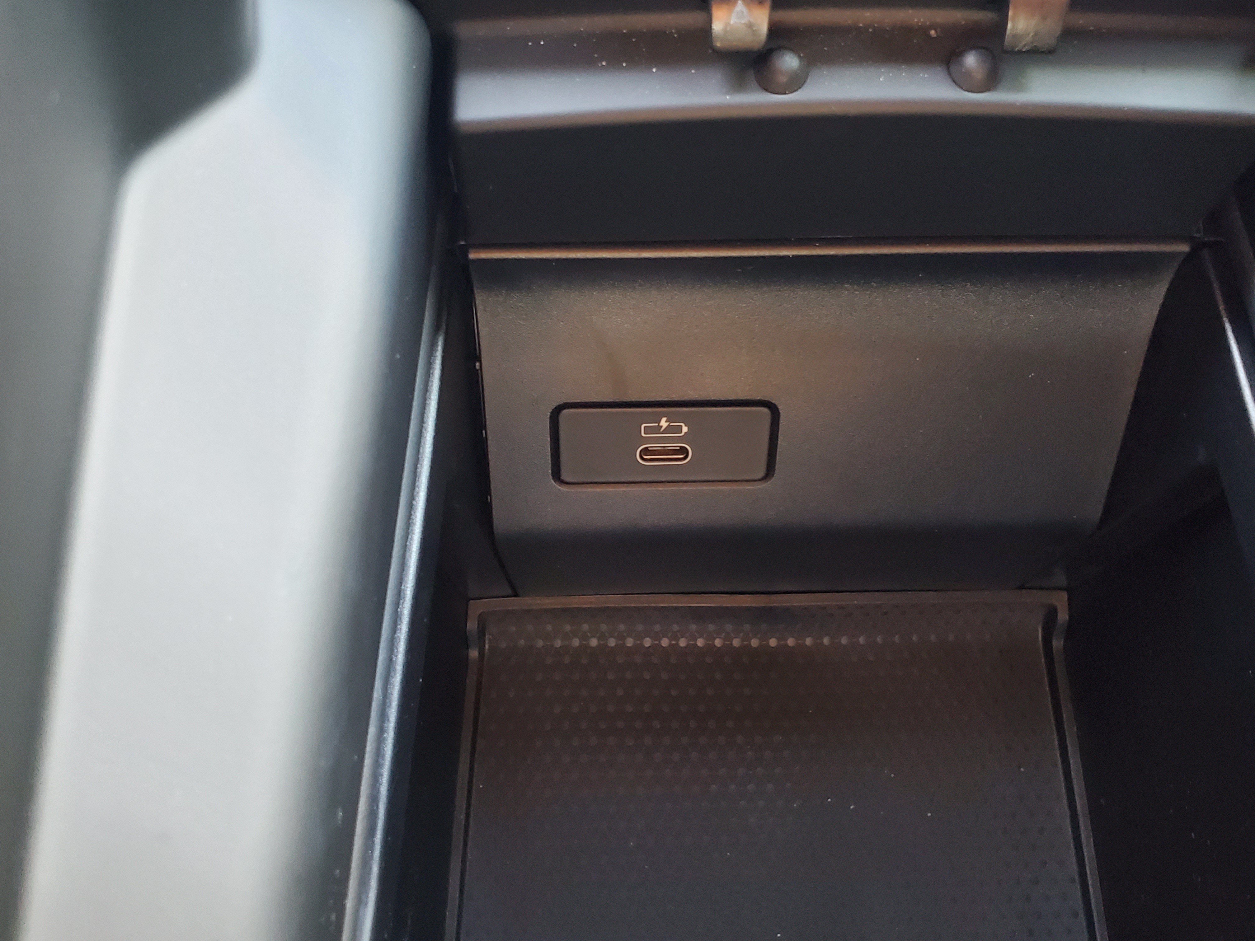 Used 2024 BMW X6 xDrive40i w/ Premium Package AWD/4WD image 18