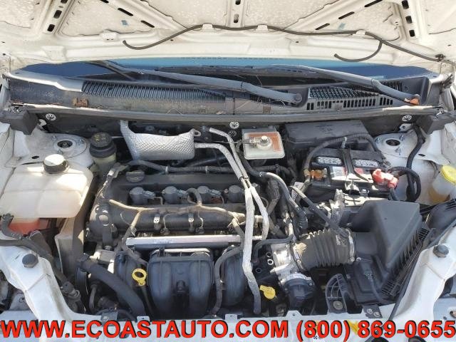 Used 2013 Ford Transit Connect XL FWD image 5
