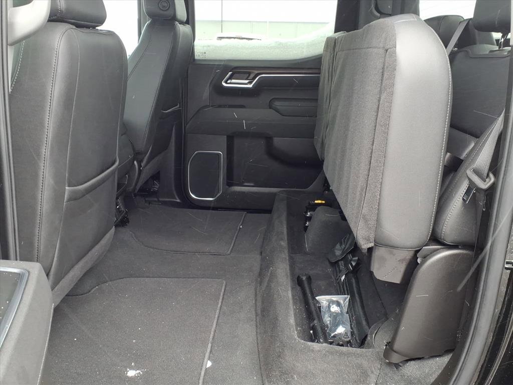 Certified 2025 GMC Sierra 1500 SLT image 14