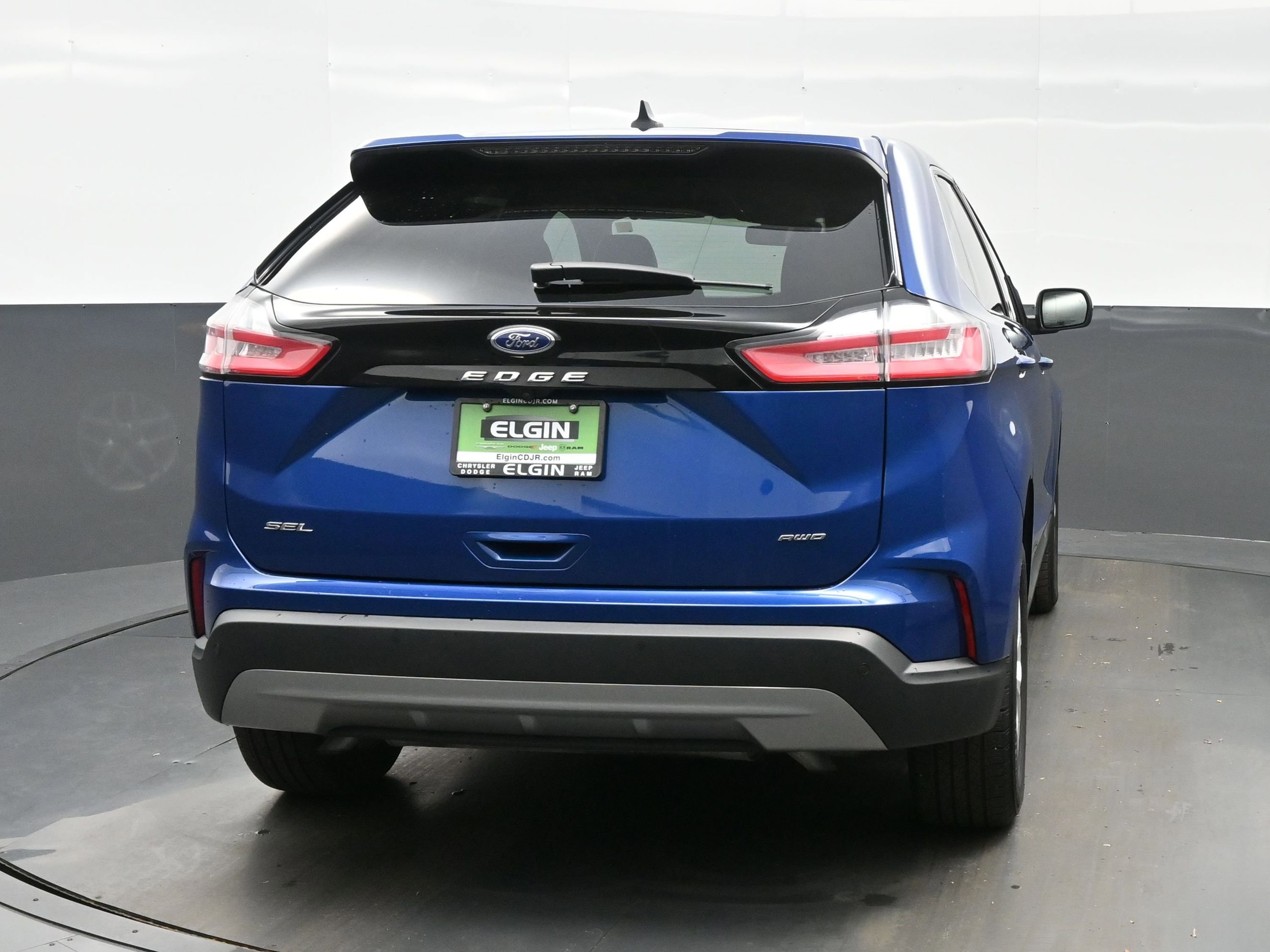 Used 2023 Ford Edge SEL w/ Convenience Package image 5