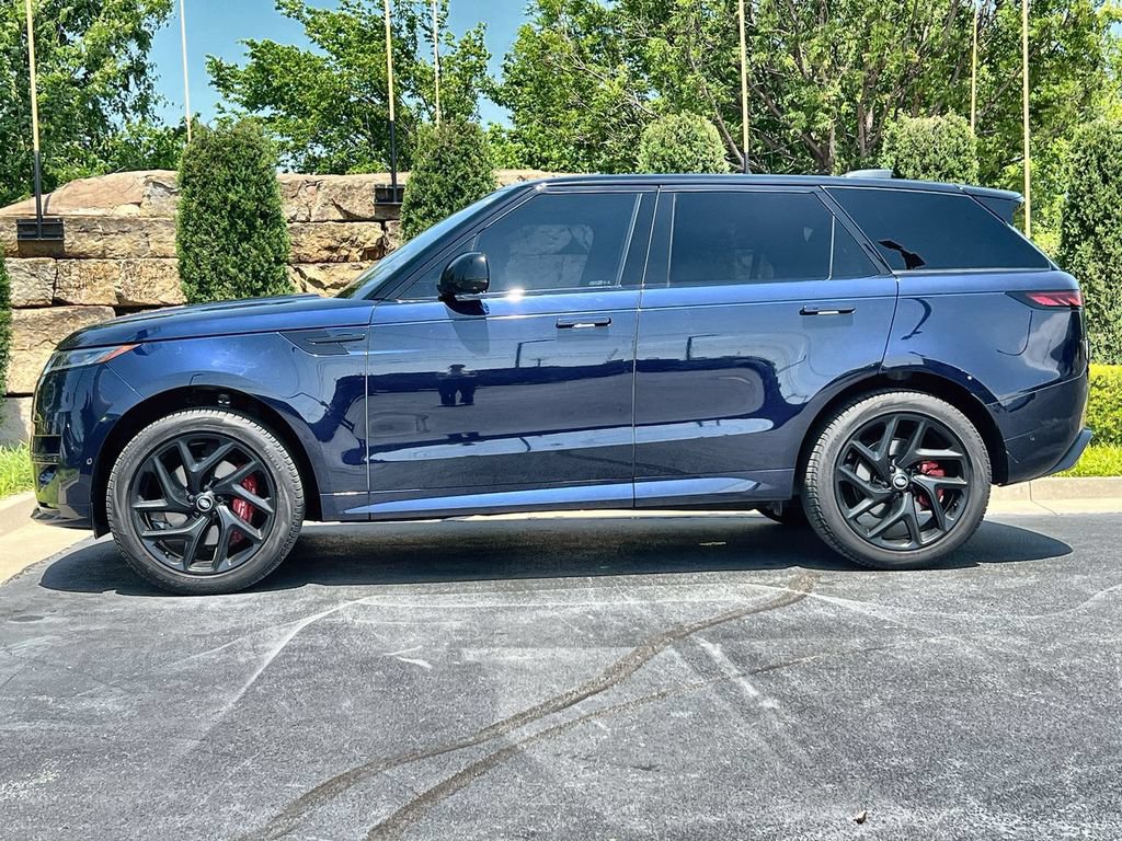 Certified 2023 Land Rover Range Rover Sport SE Dynamic AWD/4WD image 2