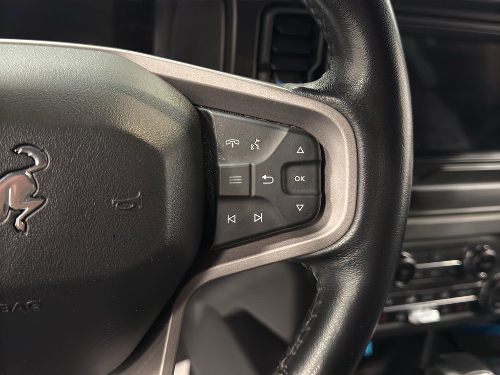 Used 2023 Ford Bronco Black Diamond w/ Sasquatch Package image 13