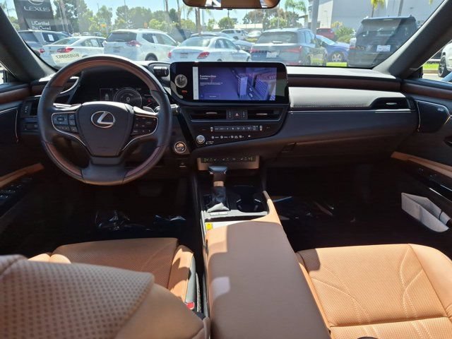 Used 2024 Lexus ES 300h w/ Accessory Package (Z1) FWD image 29