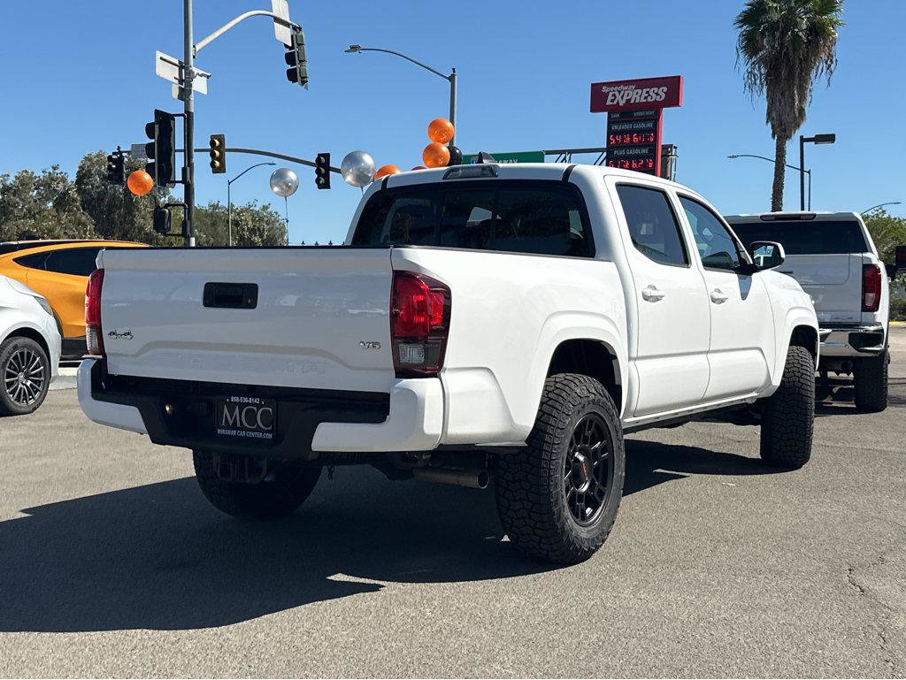 Used 2020 Toyota Tacoma SR AWD/4WD image 13
