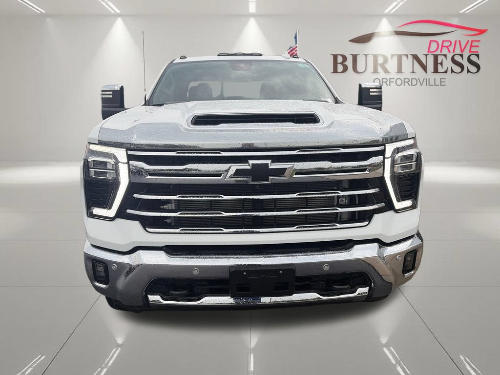 Certified 2025 Chevrolet Silverado 2500 LTZ w/ LTZ Plus Package AWD/4WD image 3
