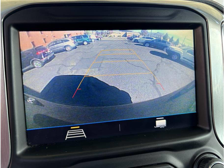 Used 2020 Chevrolet Silverado 1500 LT w/ All-Star Edition image 17