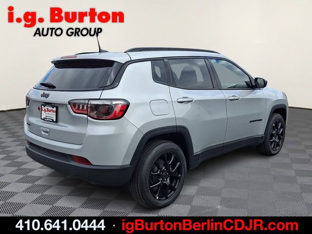 New 2026 Jeep Compass Latitude image 4