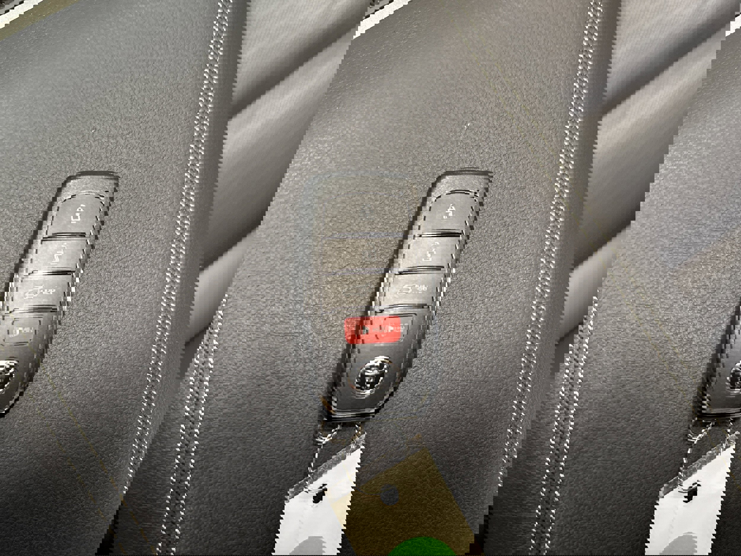 Used 2025 Toyota Land Cruiser w/ Premium Package image 36