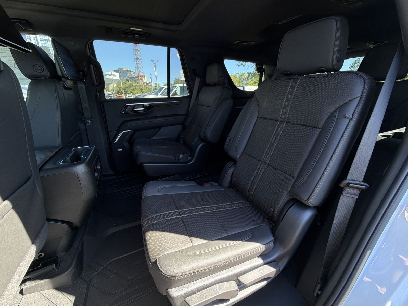 New 2026 Chevrolet Tahoe High Country AWD/4WD image 25