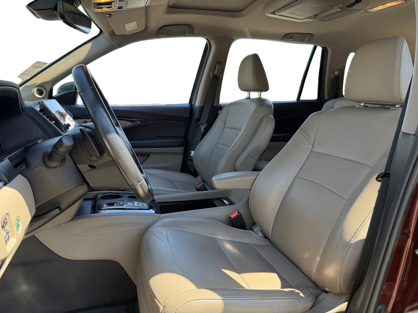Used 2019 Honda Pilot Touring image 9