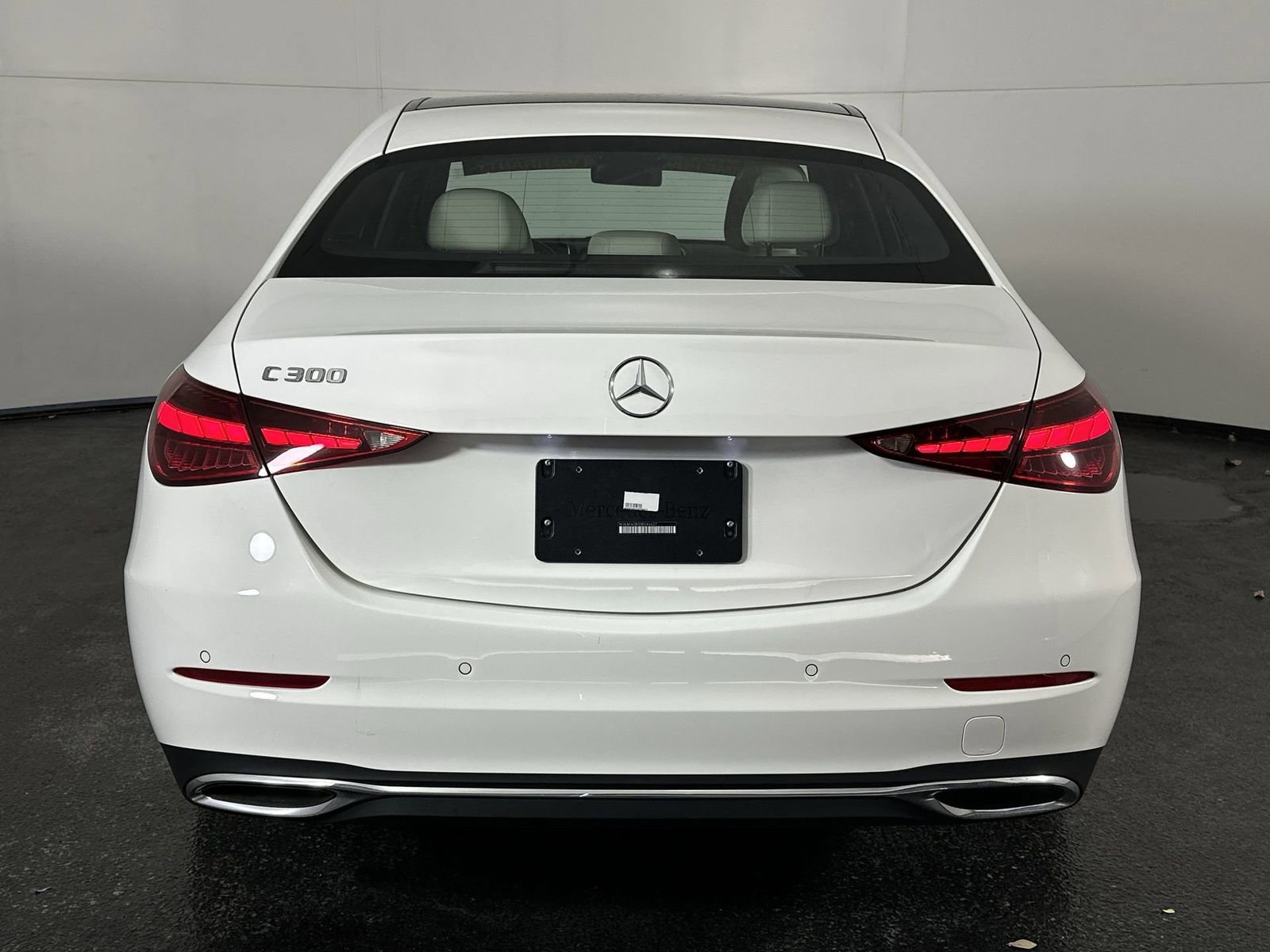 Used 2025 Mercedes-Benz C 300 Sedan image 10