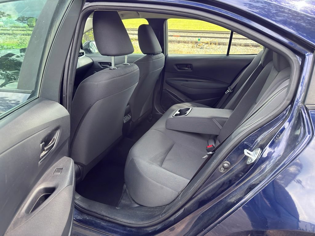 Used 2024 Toyota Corolla LE FWD image 3