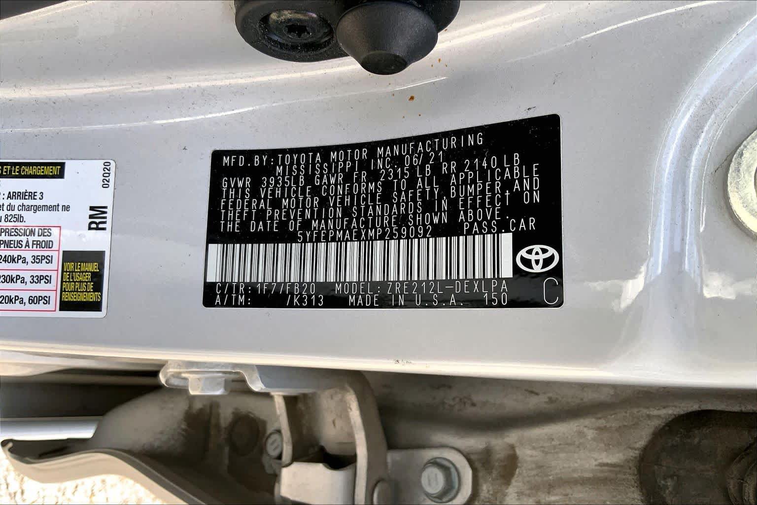 Used 2021 Toyota Corolla LE FWD image 35