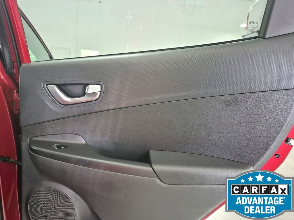 Used 2023 Hyundai Kona SEL image 29