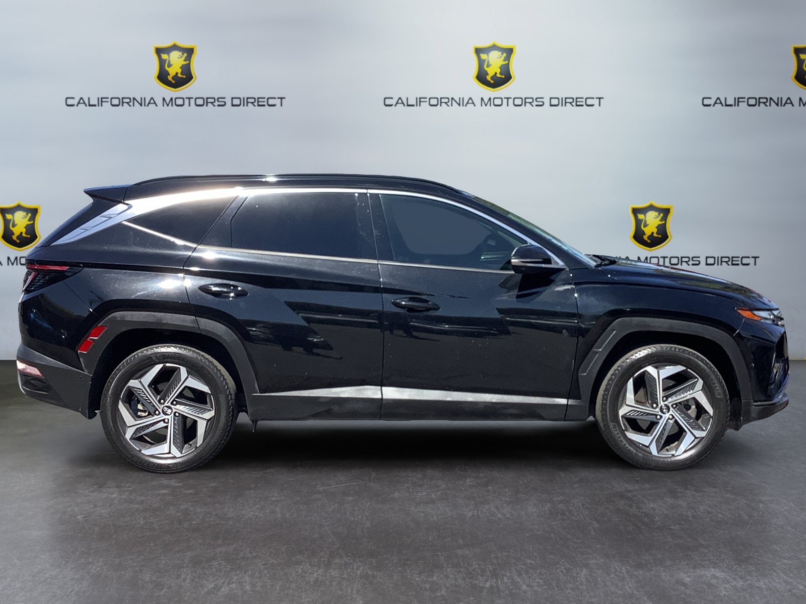 Used 2022 Hyundai Tucson Limited w/ Winter Package AWD/4WD image 6