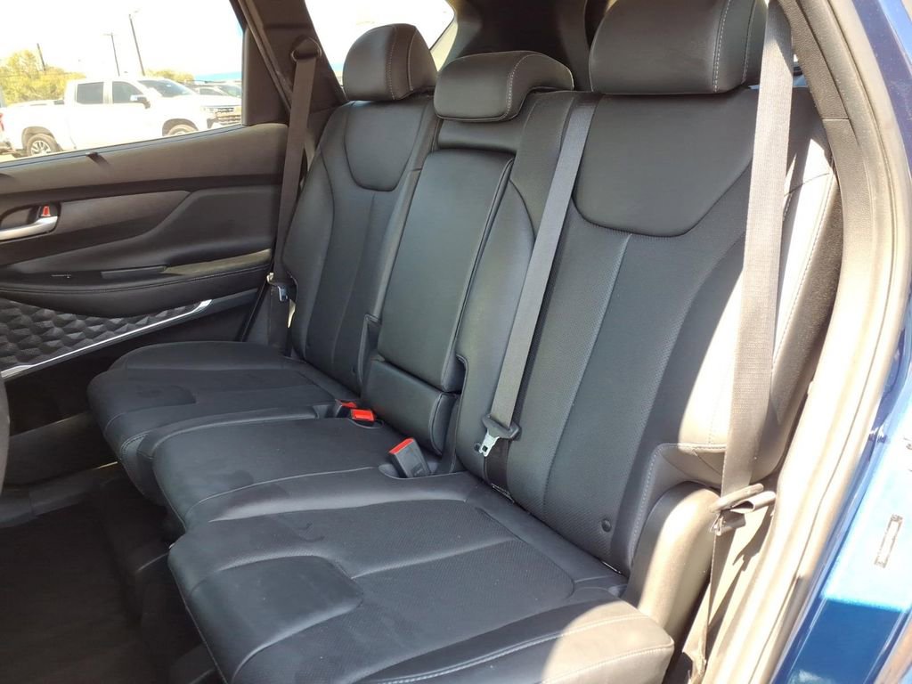 Used 2023 Hyundai Santa Fe SEL w/ Premium Package image 17