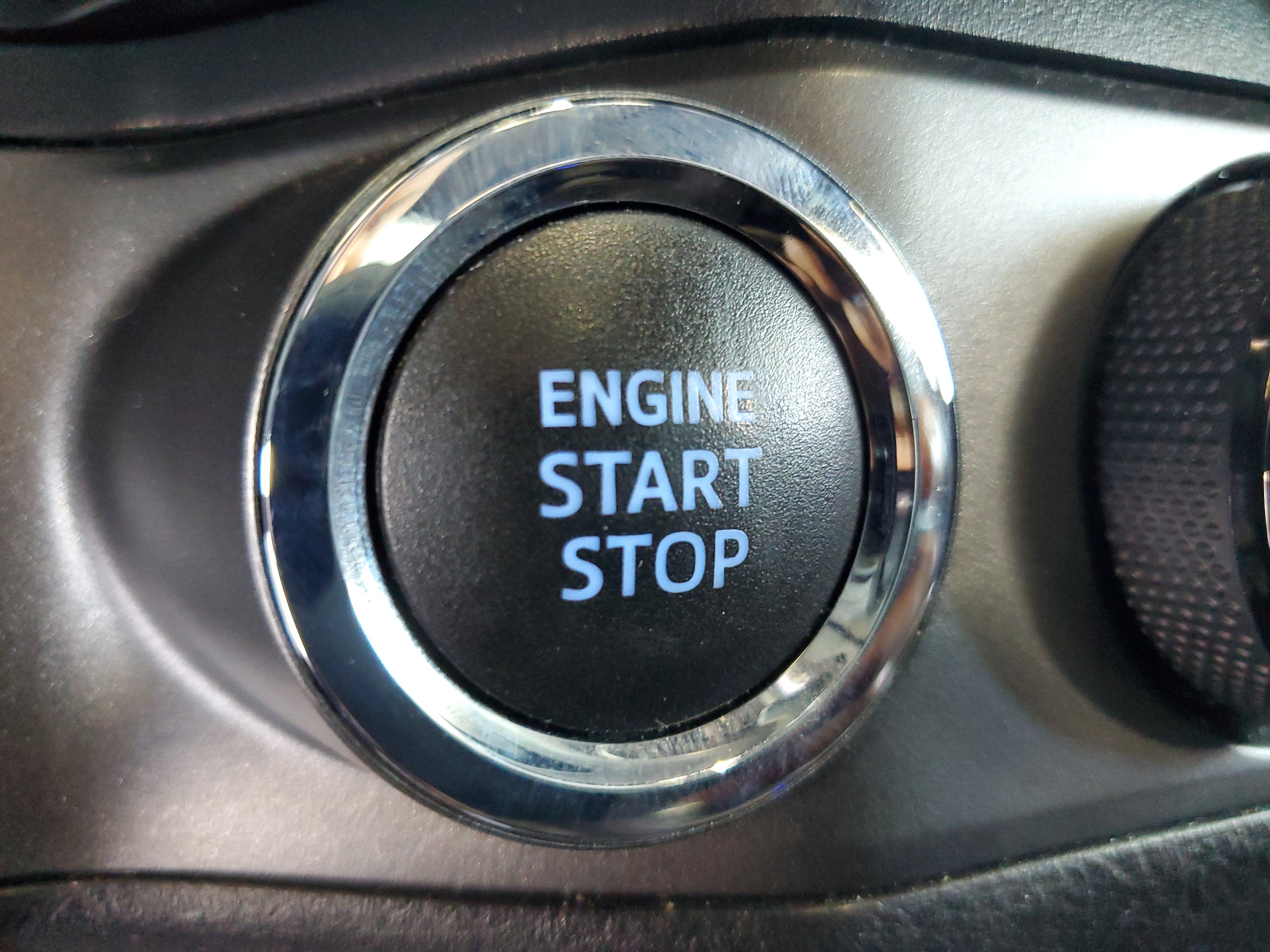 Used 2021 Toyota Tacoma TRD Off-Road w/ Technology Package AWD/4WD image 30