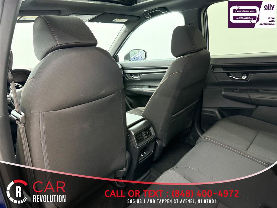 Used 2025 Honda CR-V Sport image 29