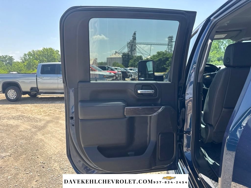 Used 2023 Chevrolet Silverado 2500 LTZ w/ LTZ Plus Package AWD/4WD image 22