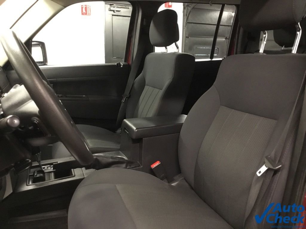 Used 2011 Jeep Liberty Sport image 22