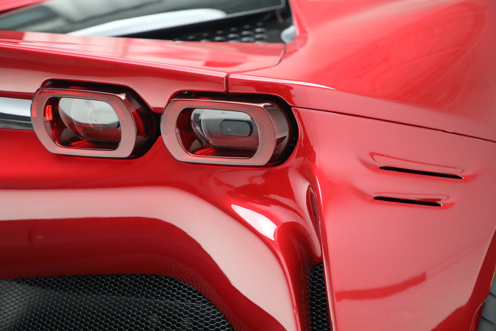 Certified 2024 Ferrari SF90 Spider AWD/4WD image 32