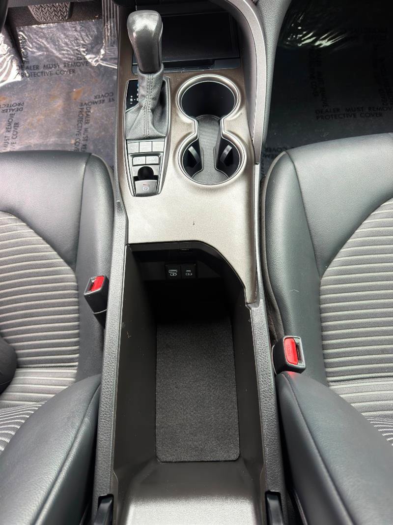 Used 2023 Toyota Camry SE FWD image 14