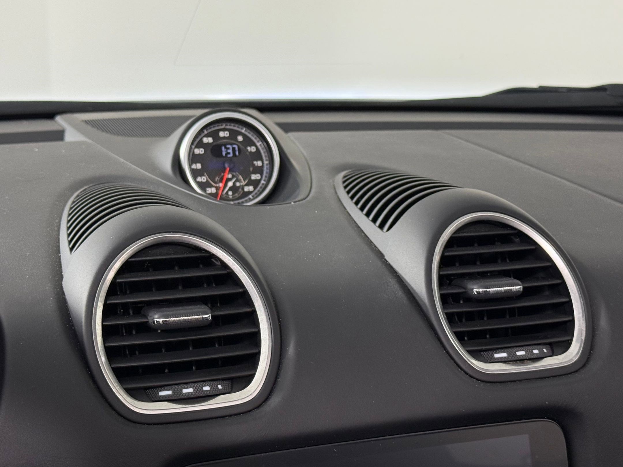 Certified 2024 Porsche 718 Boxster image 21