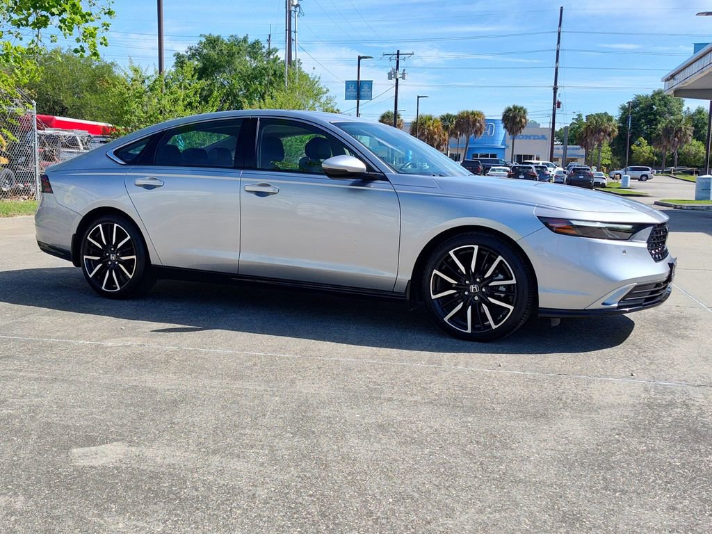 Used 2024 Honda Accord Touring image 13