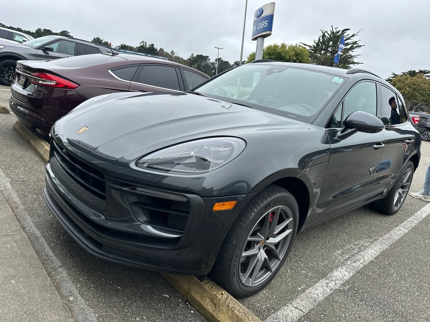 Used 2022 Porsche Macan S AWD/4WD image 3