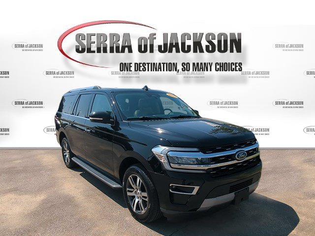 Used 2023 Ford Expedition Max Limited RWD image 2