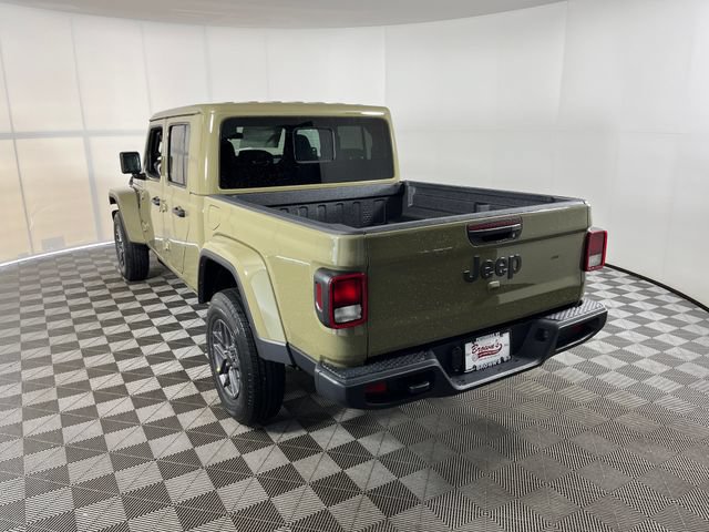 New 2026 Jeep Gladiator Sport AWD/4WD image 3