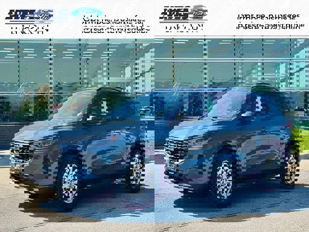 New 2025 Ford Escape Active