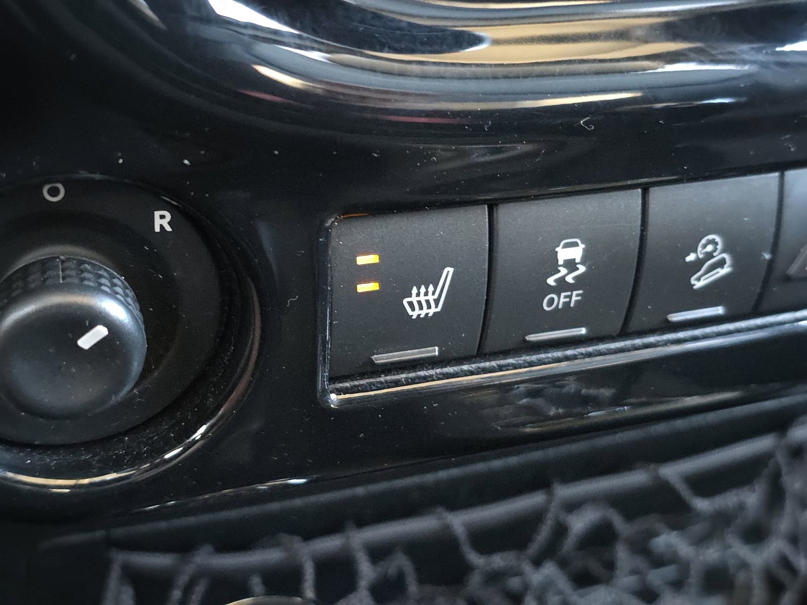 Used 2017 Jeep Wrangler Unlimited Sahara w/ Max Tow Package image 28