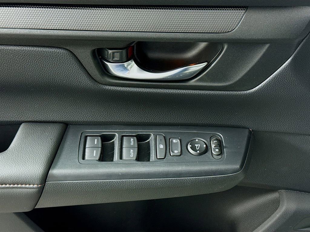 Used 2026 Honda CR-V TrailSport image 17