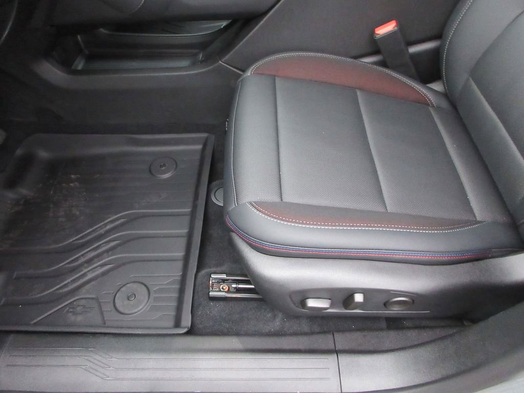 New 2026 Chevrolet Equinox EV RS image 21