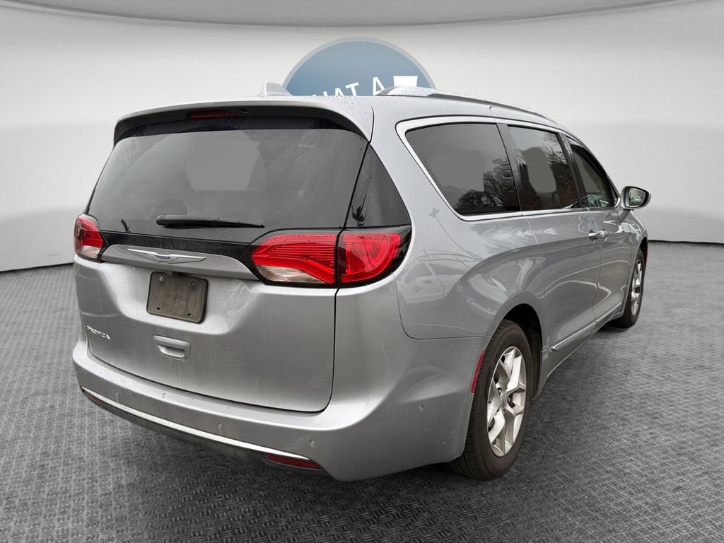 Used 2020 Chrysler Pacifica Touring-L Plus w/ Tire & Wheel Group image 3