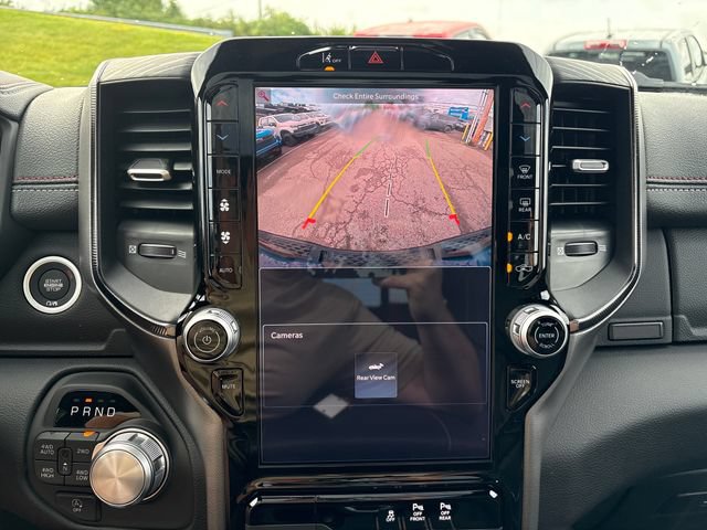 New 2026 RAM 1500 Laramie AWD/4WD image 19