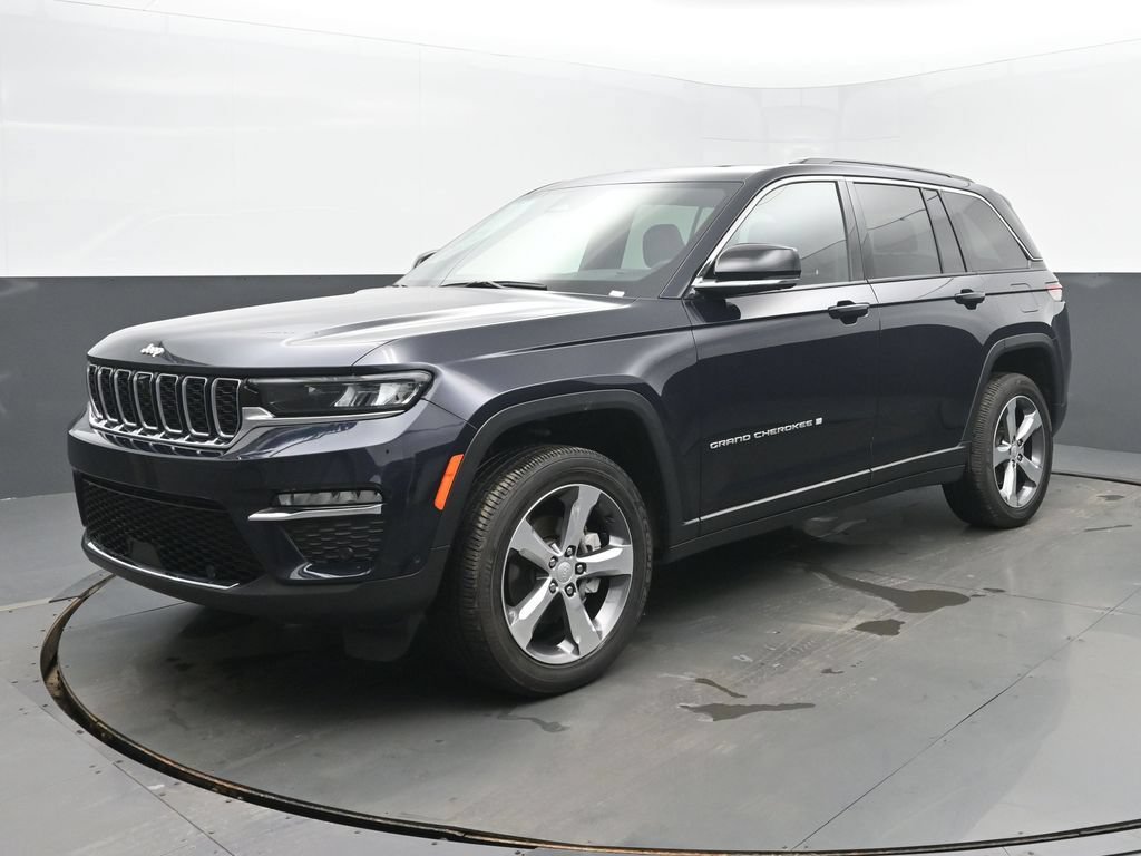Used 2024 Jeep Grand Cherokee Limited w/ Luxury Tech Group II AWD/4WD video 1