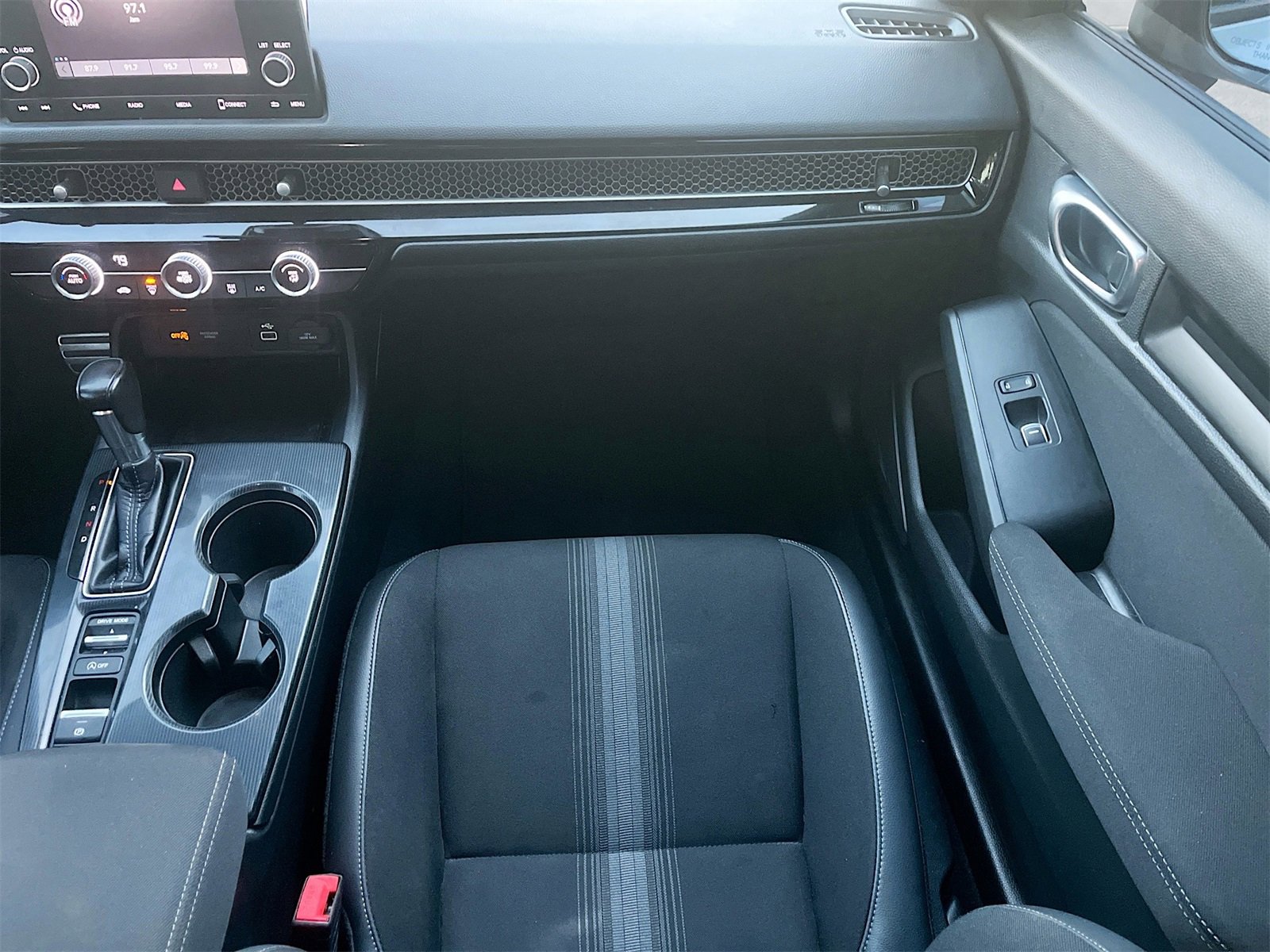 Used 2022 Honda Civic Sport image 21