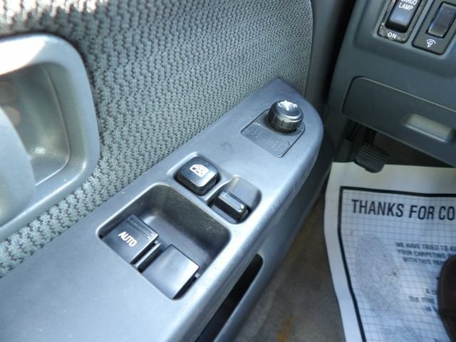 Used 2004 Nissan Frontier XE w/ (VTP) Value Truck Pkg RWD image 21