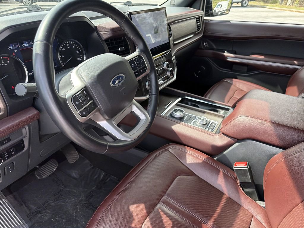 Used 2024 Ford Expedition Max Limited image 11