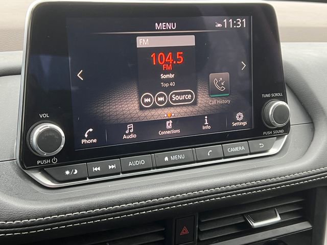 Used 2023 Nissan Rogue SV image 21