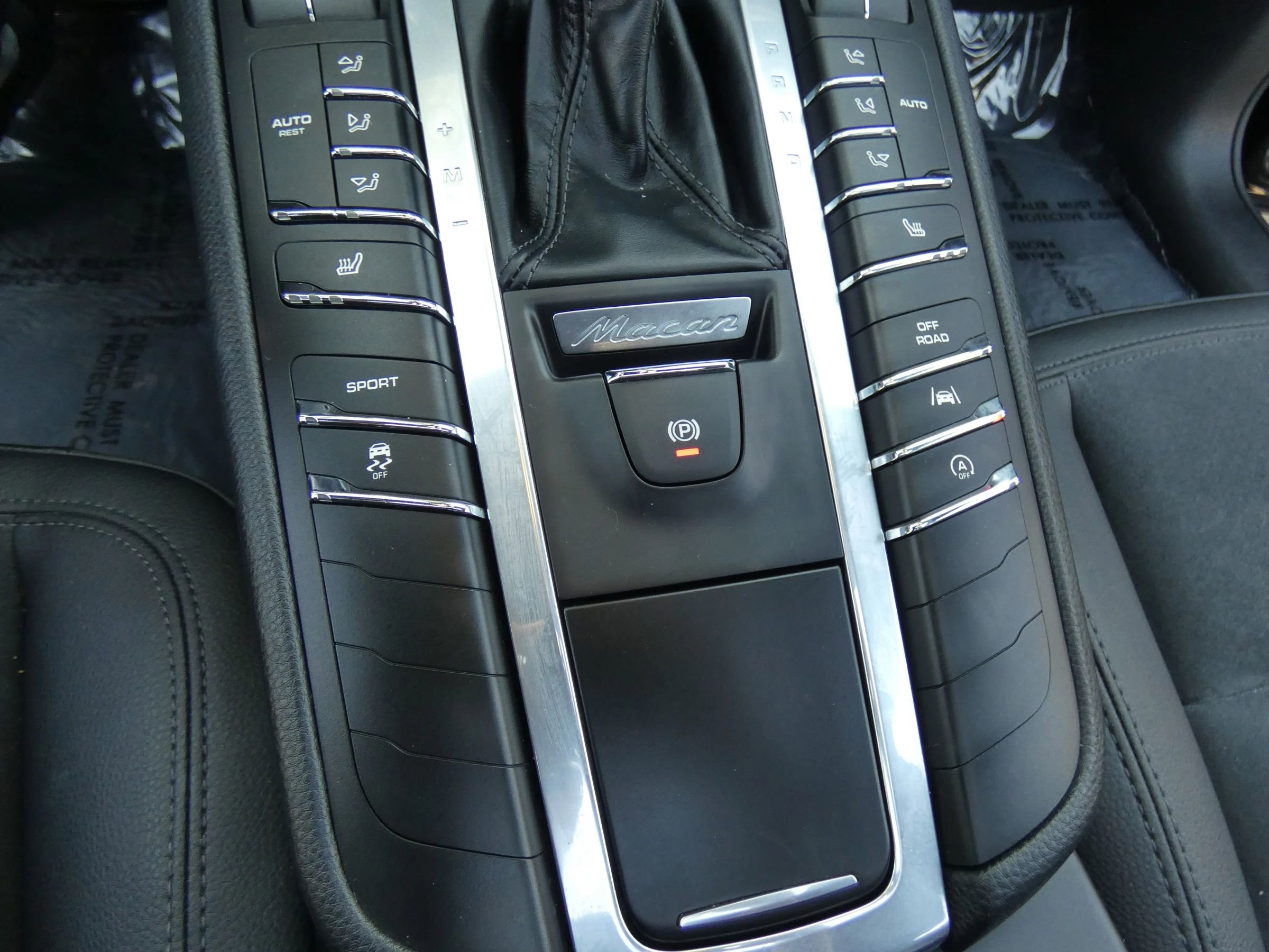 Used 2018 Porsche Macan Sport Edition image 62