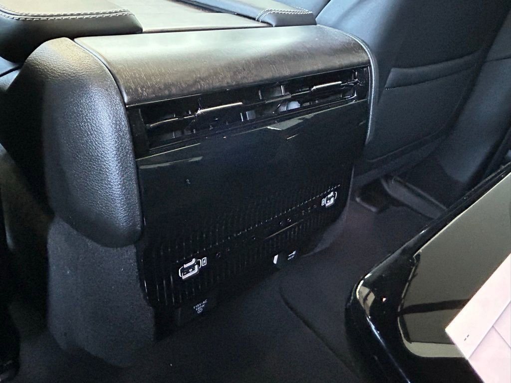 Used 2024 Jeep Grand Wagoneer Series I image 40