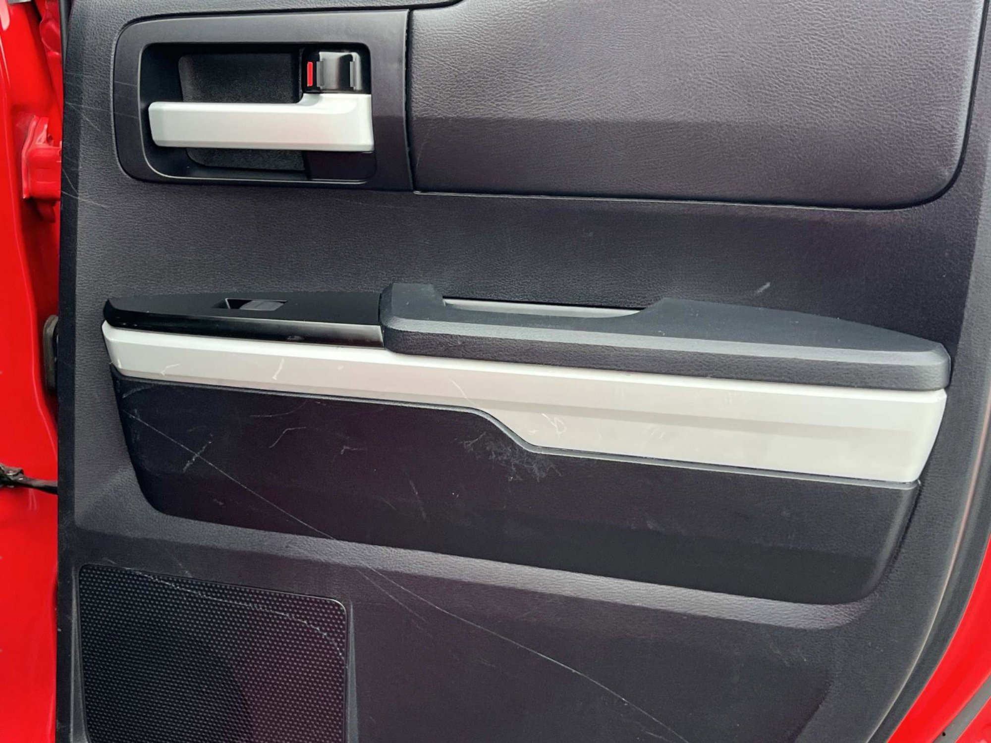 Used 2014 Toyota Tundra SR5 image 16