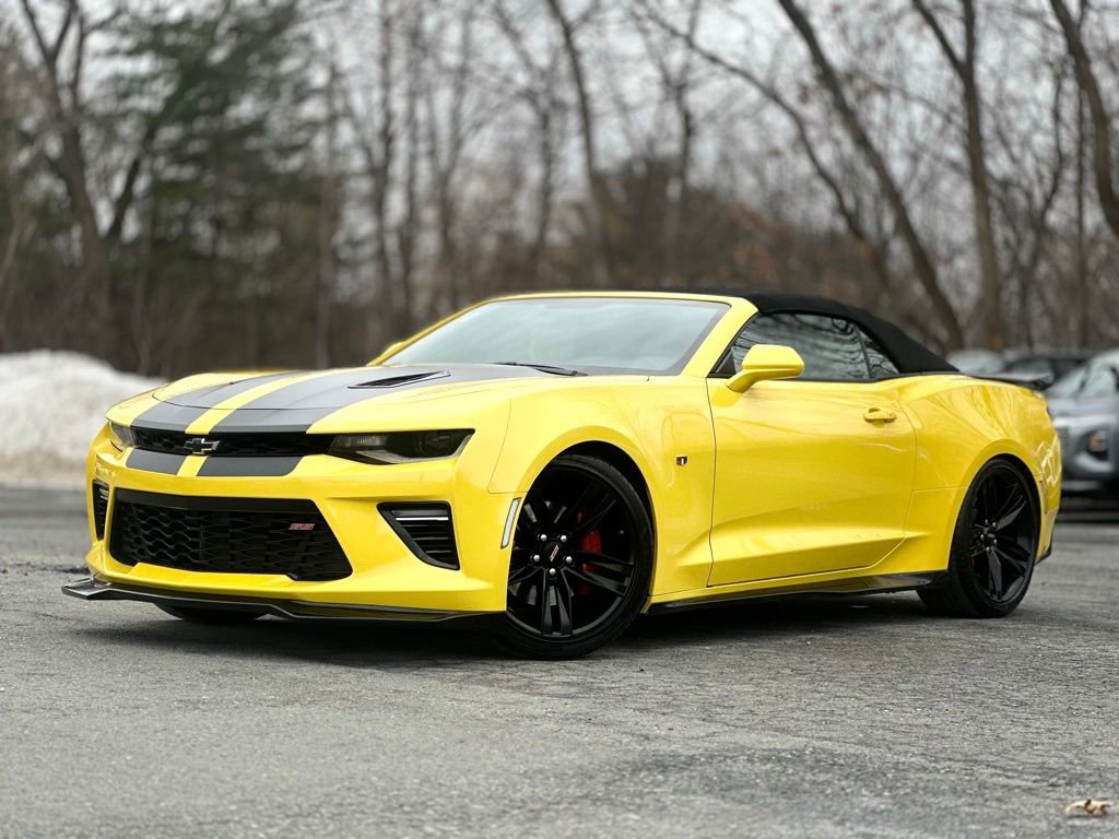 Used 2017 Chevrolet Camaro SS image 1