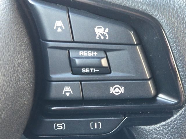 Certified 2025 Subaru Crosstrek 2.0i Premium w/ Crosstrek Mirror Package image 17