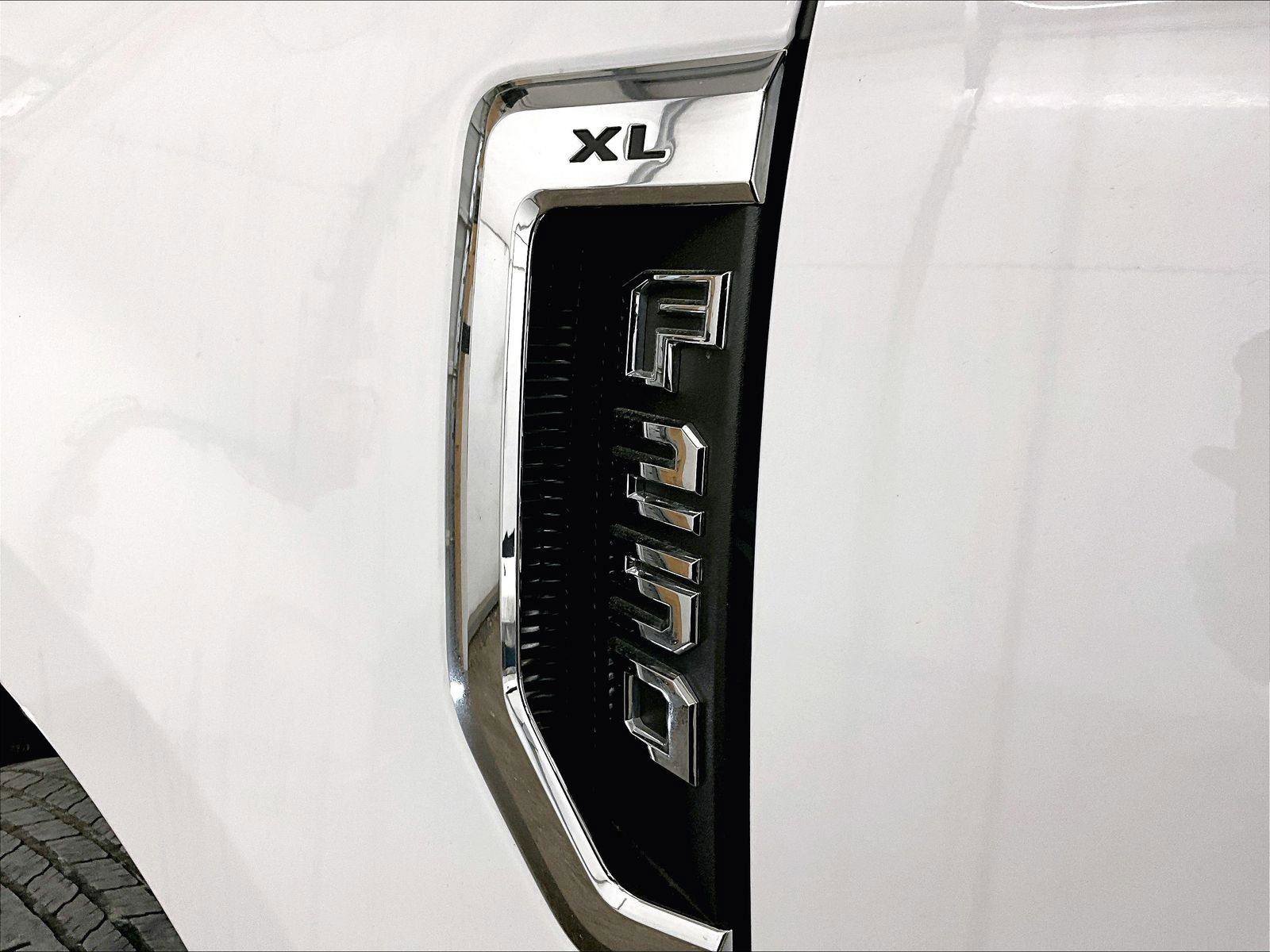 Used 2021 Ford F250 XL w/ Power Equipment Group AWD/4WD image 13