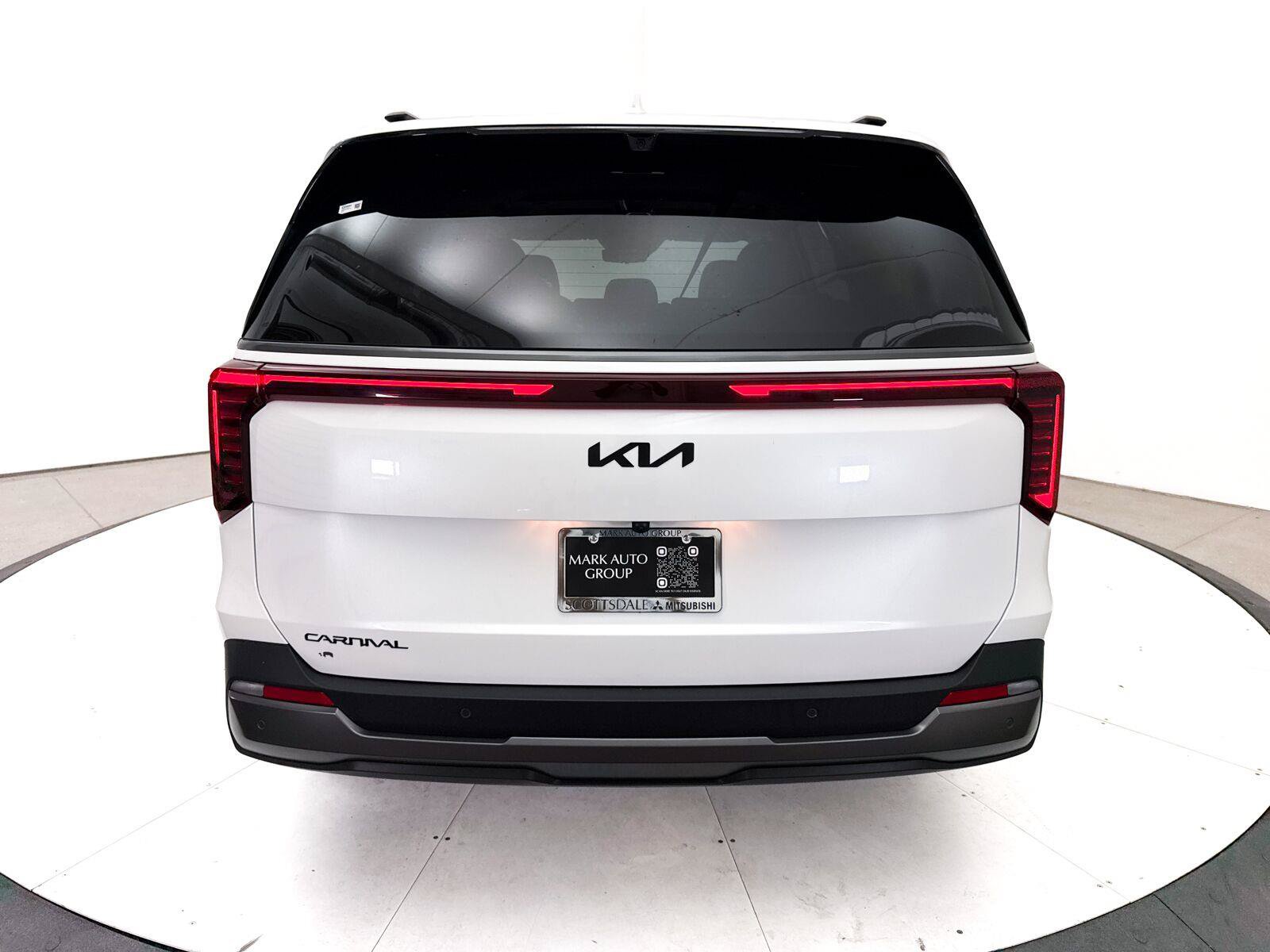 Used 2026 Kia Carnival SX Prestige FWD image 19